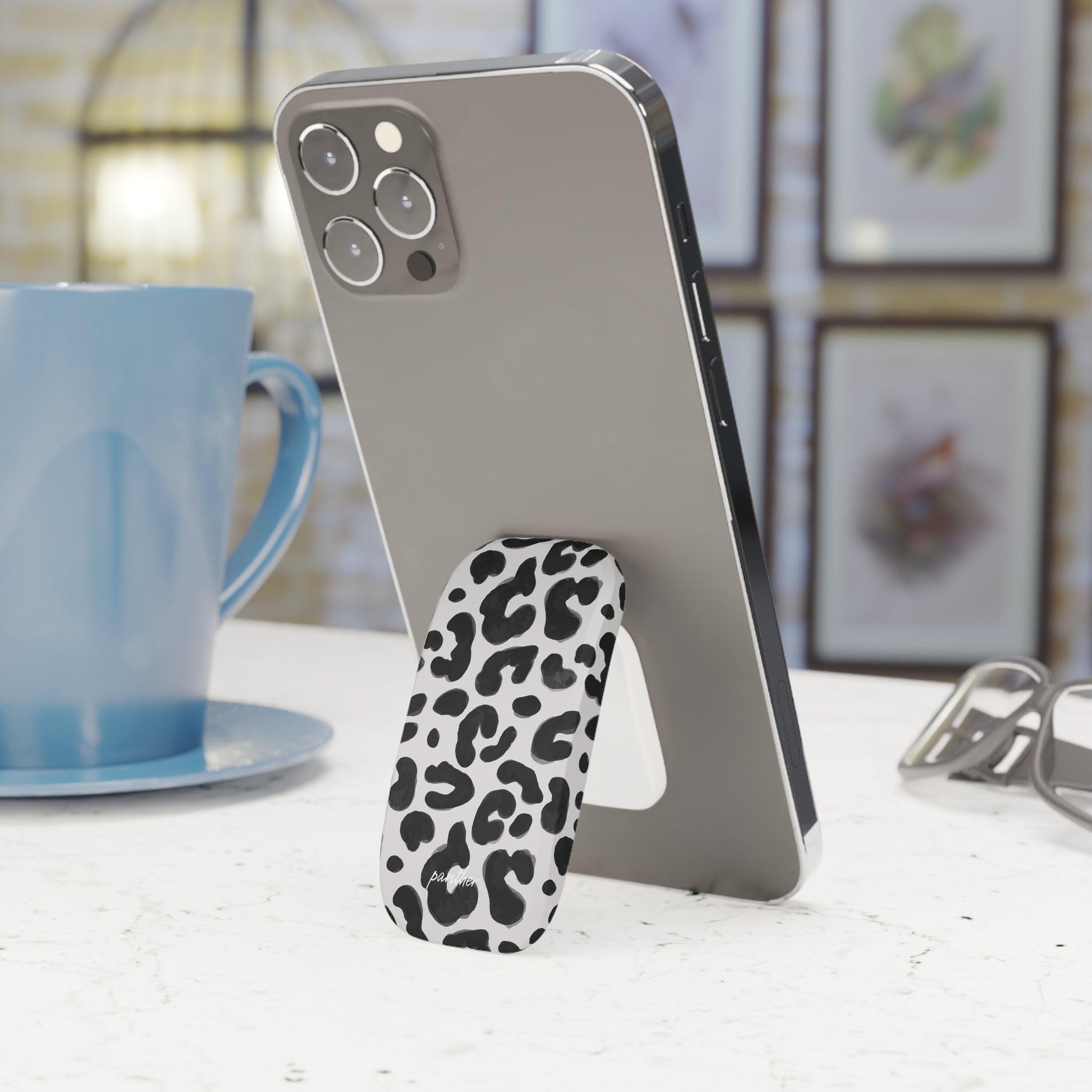 Noir Panther Phone Click-On Grip