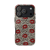 Leopard Kiss