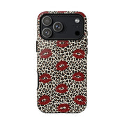 Leopard Kiss